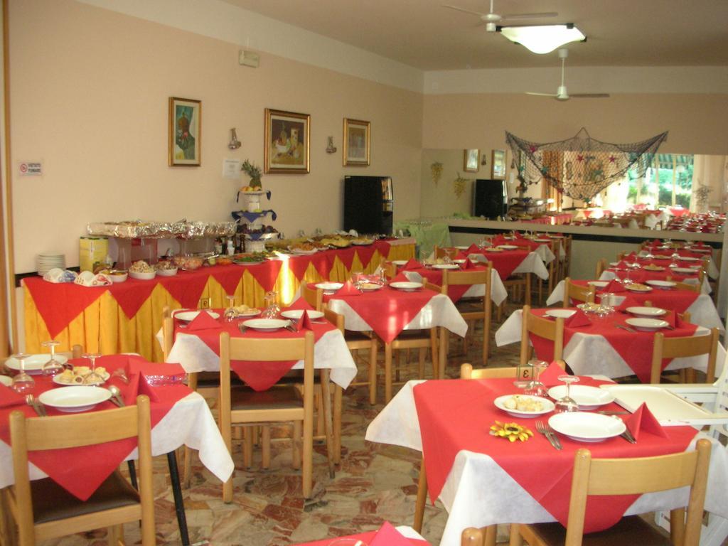Hotel Gemma Rimini Eksteriør billede