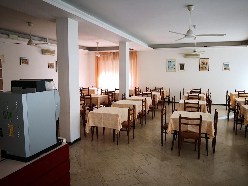 Hotel Gemma Rimini Eksteriør billede
